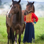 perfect-timing-horse