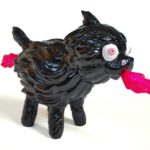01 – ‘Vom Shit Dog’ – 13 x 8 x 21cm – 2010.
